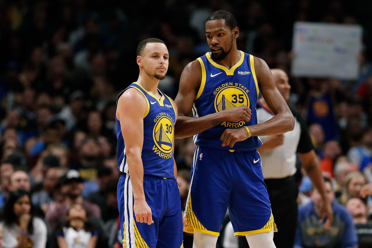 你會永遠(yuǎn)活在庫里陰影下！KD：在我幻想的NBA世界里我就是GOAT
