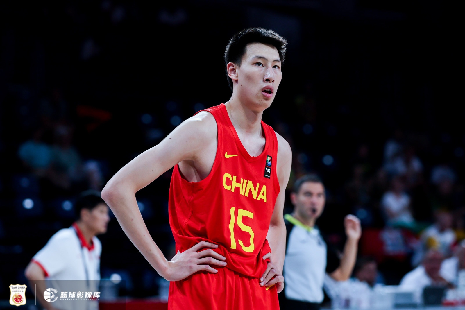 小組三戰(zhàn)籃板均輸！媒體人：U19鋒線卡位意識太差 靠斯楠苦苦支撐