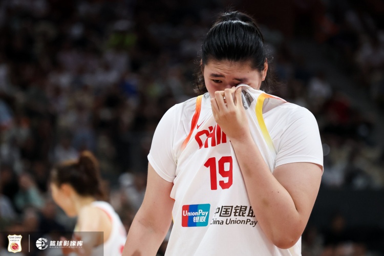 濟(jì)南時(shí)報(bào)：中國女籃為何輸給日本女籃？防三分球不力＋賽前太自信