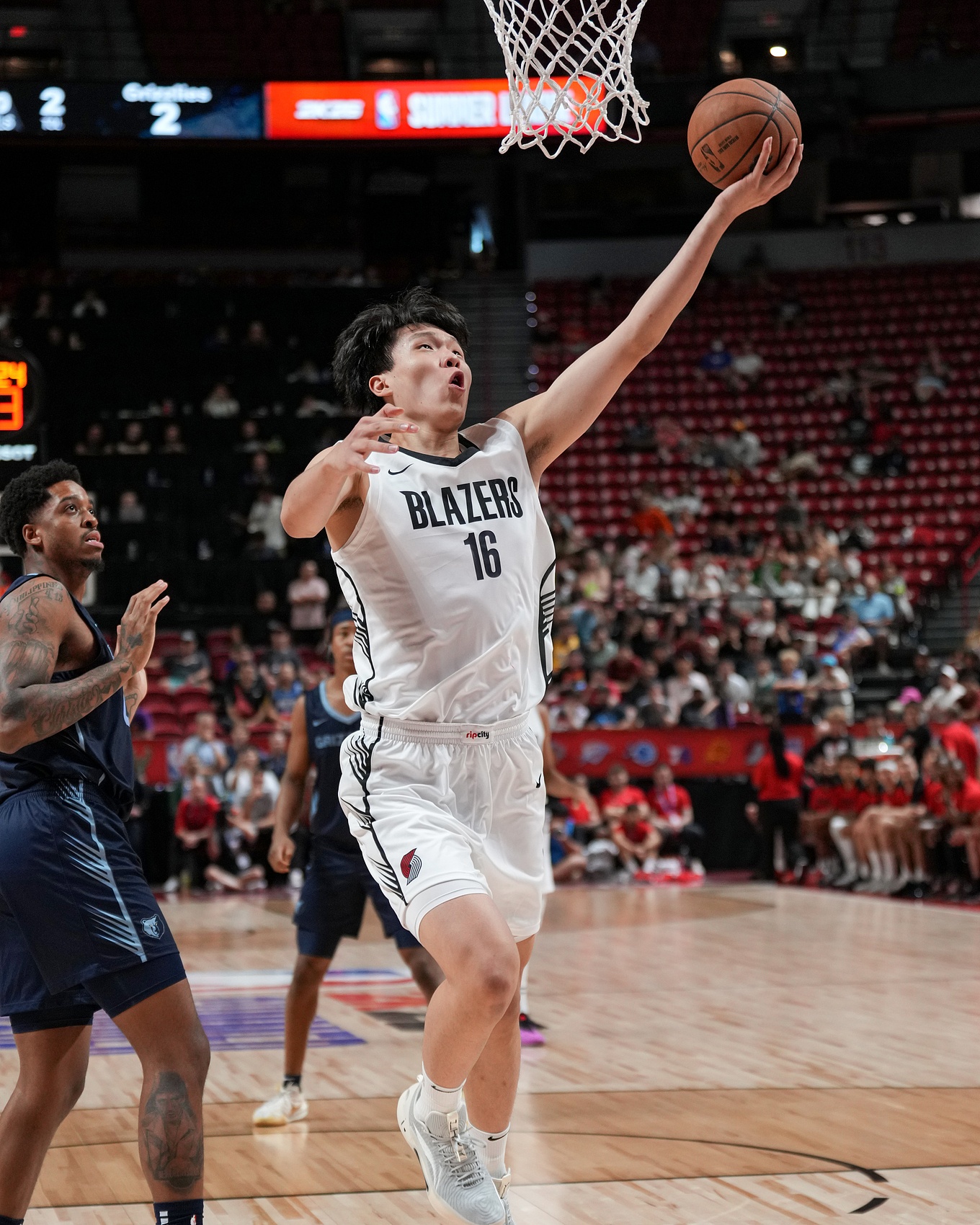 老馬?。簵铄m應(yīng)NBA后只會(huì)變得越來(lái)越好 打球不總是靠身體素質(zhì)