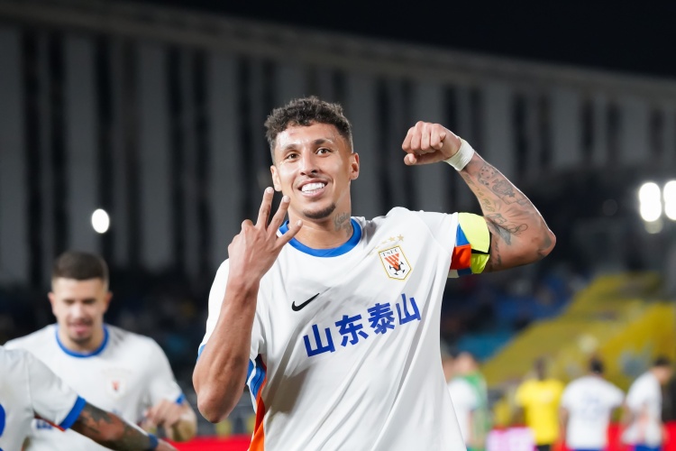 魯媒：泰山外租小將表現(xiàn)搶眼，克雷桑接受治療下輪能否出場(chǎng)待定