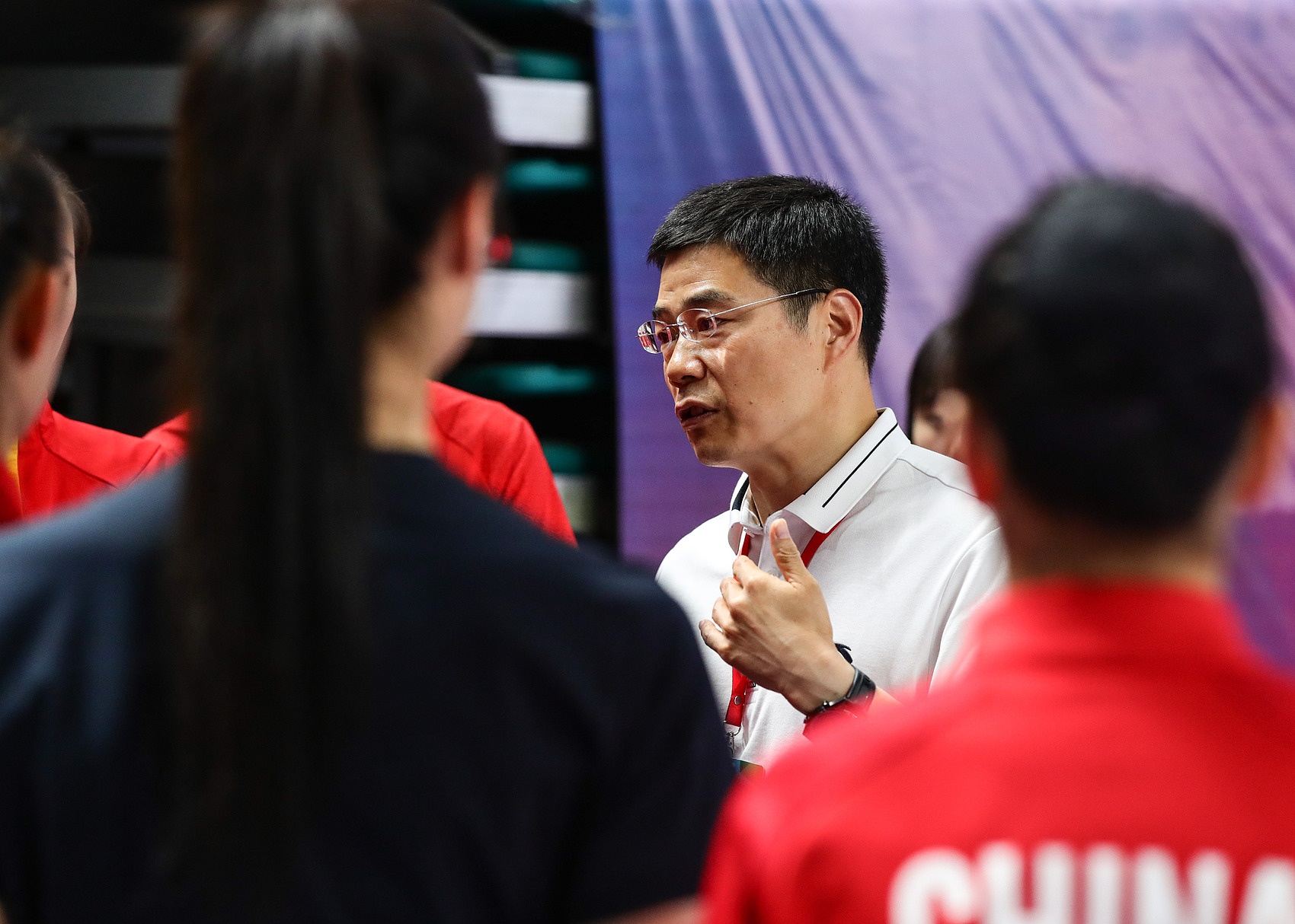 媒體人：籃協(xié)敢在女籃新敗時讓楊瀚森休戰(zhàn) 也敢讓郭士強帶親兵