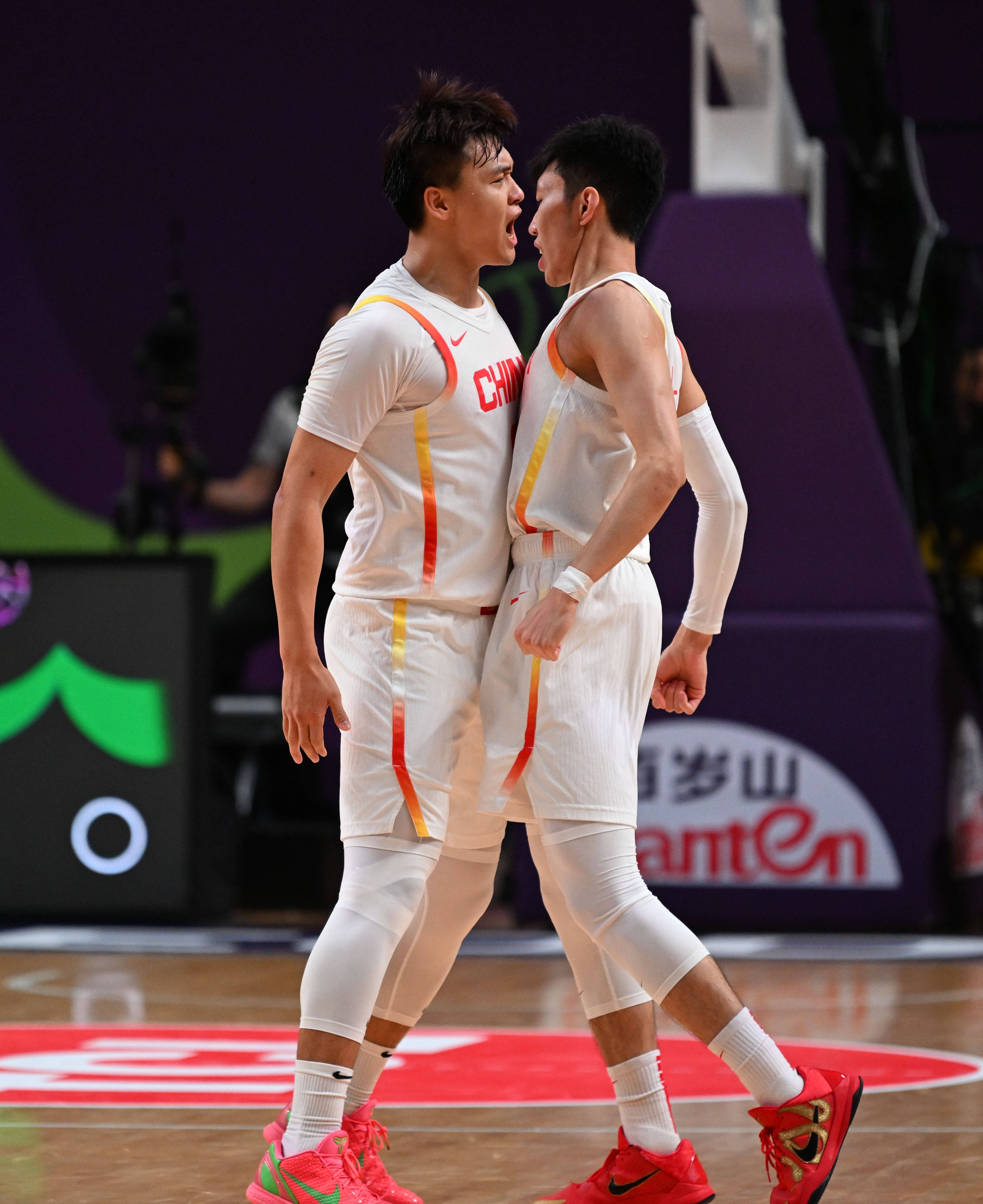 齊魯晚報(bào)：率隊(duì)闖入亞洲杯決賽，曾經(jīng)的“火藥桶”趙睿已蛻變成熟