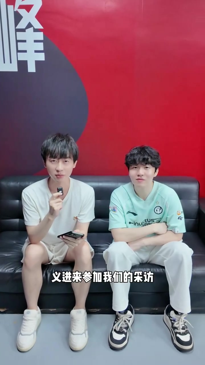 小賈也在！范弗里特曬訓(xùn)練視頻：突破中的急停跳投和三分
